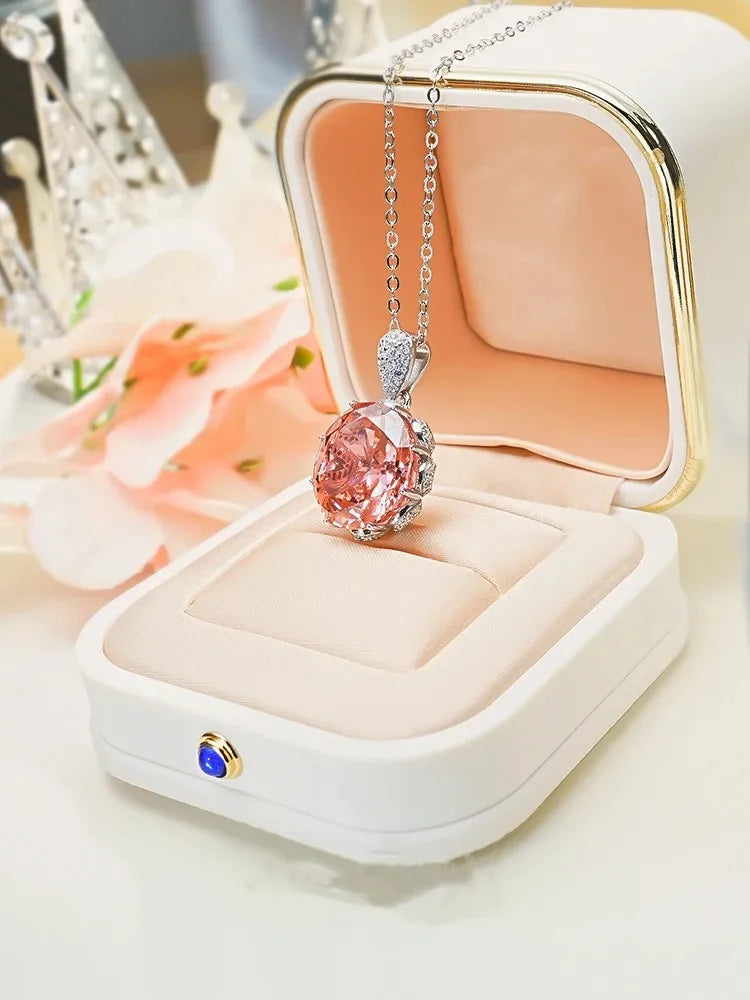FancyNeck - Oval Cut Sapphire Pendant Necklace