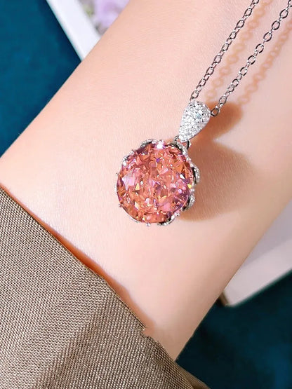 FancyNeck - Oval Cut Sapphire Pendant Necklace